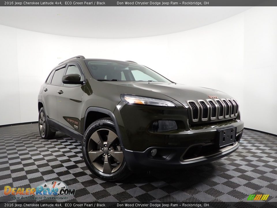 2016 Jeep Cherokee Latitude 4x4 ECO Green Pearl / Black Photo #4