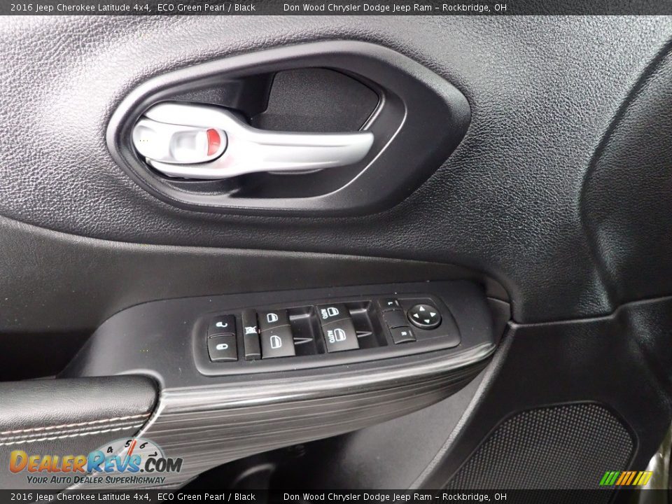2016 Jeep Cherokee Latitude 4x4 ECO Green Pearl / Black Photo #15