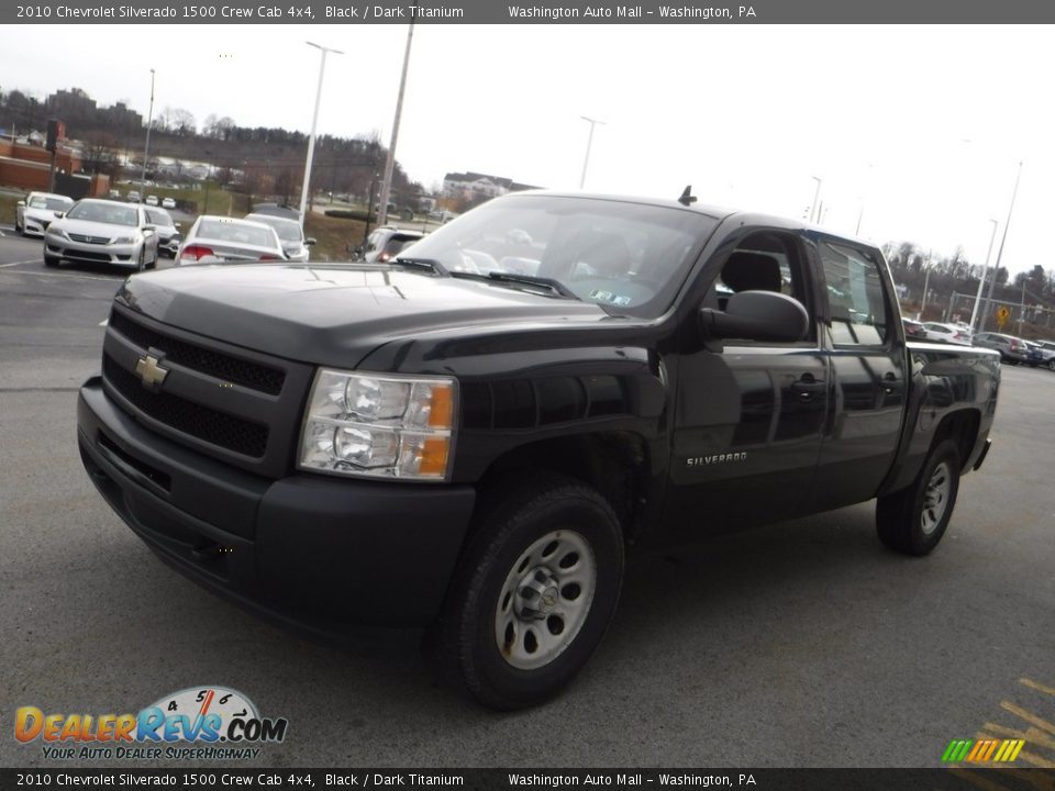 Front 3/4 View of 2010 Chevrolet Silverado 1500 Crew Cab 4x4 Photo #4