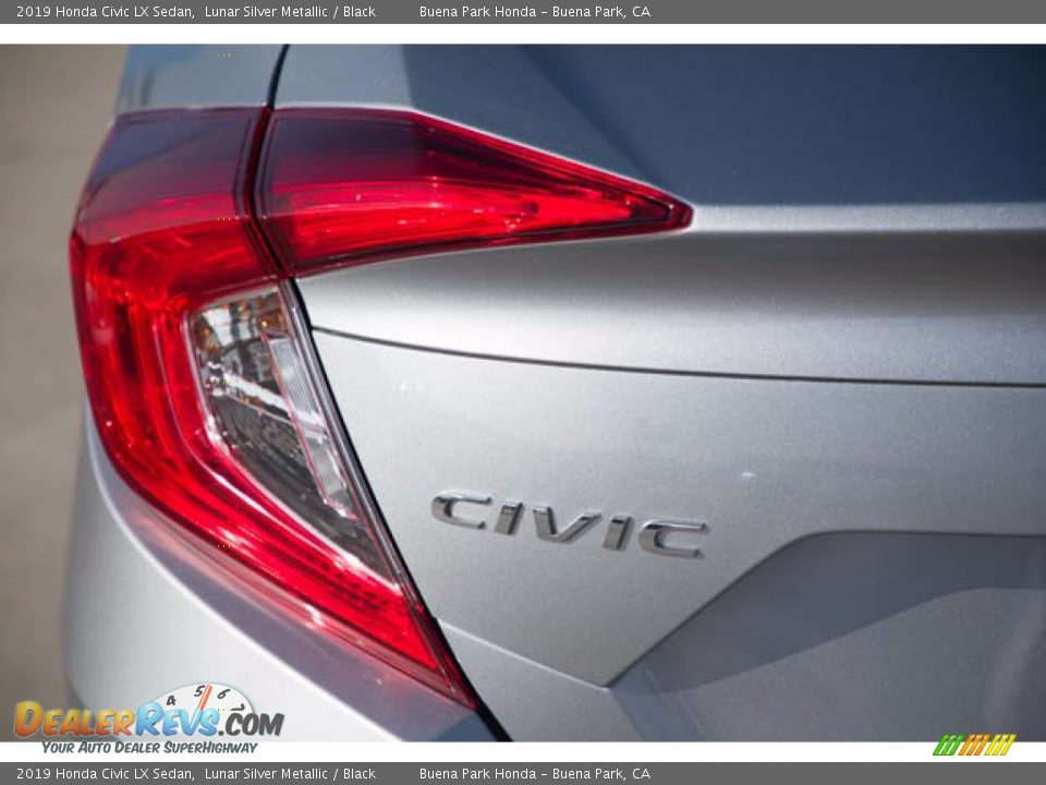 2019 Honda Civic LX Sedan Lunar Silver Metallic / Black Photo #12