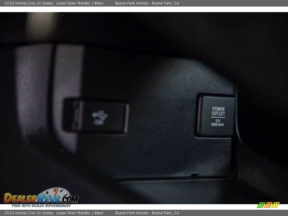 2019 Honda Civic LX Sedan Lunar Silver Metallic / Black Photo #18