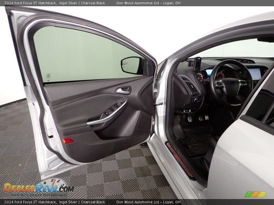 2014 Ford Focus ST Hatchback Ingot Silver / Charcoal Black Photo #14