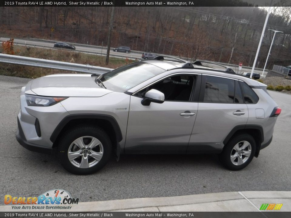 2019 Toyota RAV4 LE AWD Hybrid Silver Sky Metallic / Black Photo #14