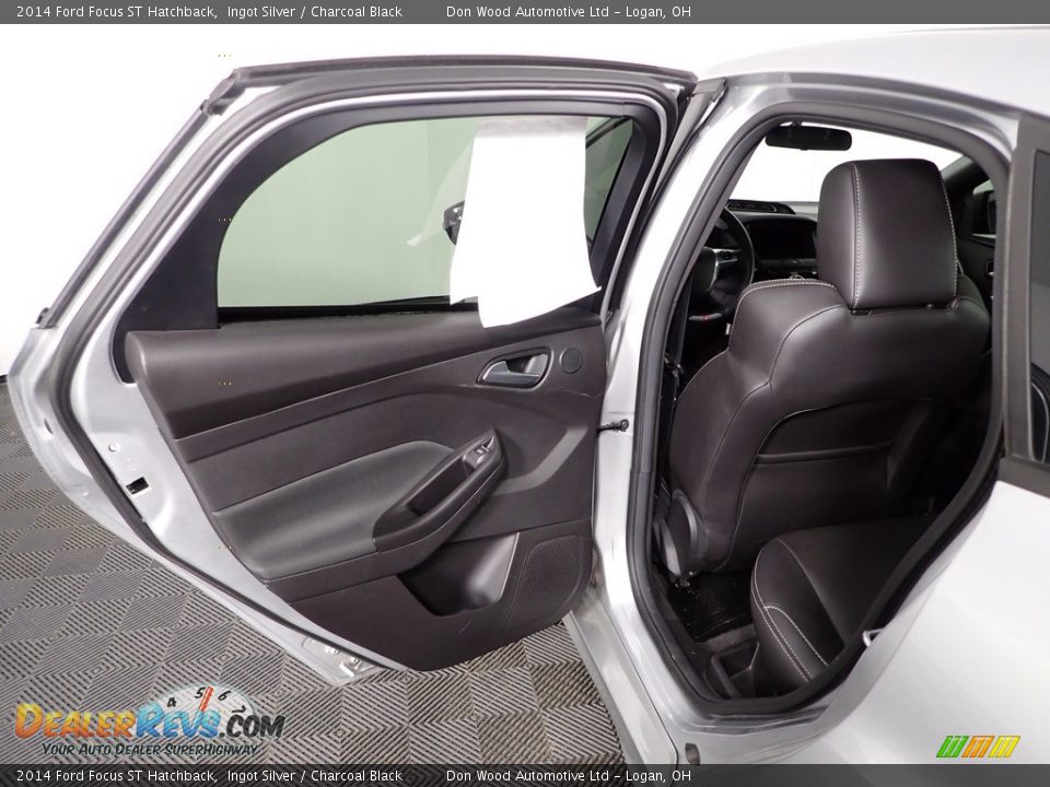 2014 Ford Focus ST Hatchback Ingot Silver / Charcoal Black Photo #25