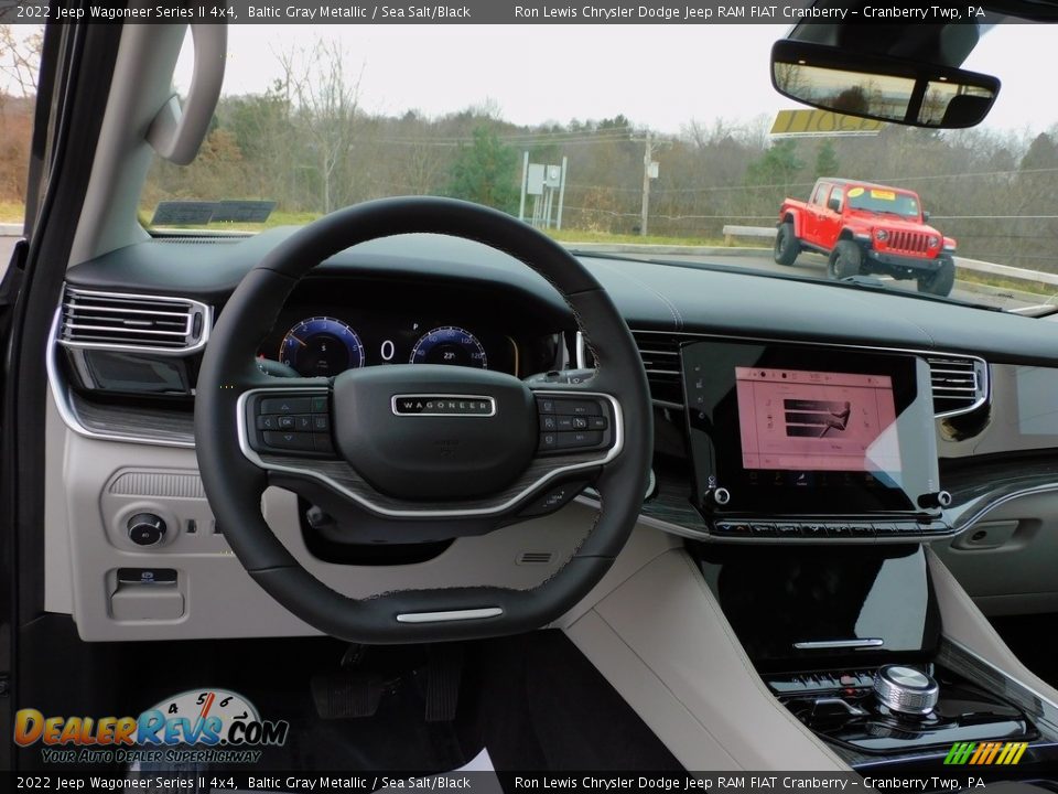 Dashboard of 2022 Jeep Wagoneer Series II 4x4 Photo #13