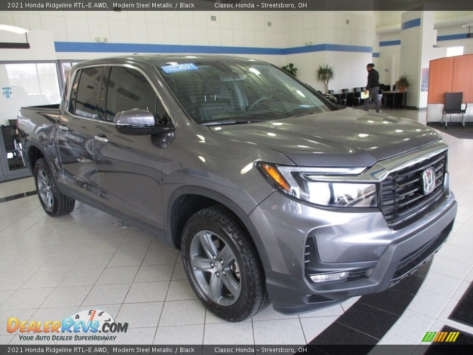 Front 3/4 View of 2021 Honda Ridgeline RTL-E AWD Photo #3