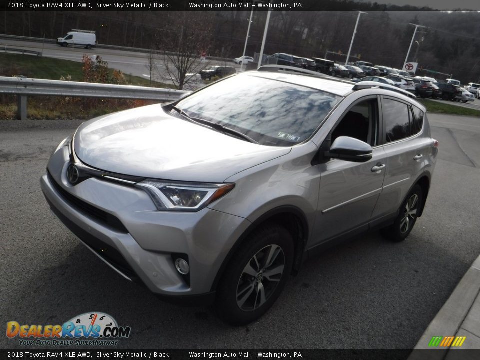 2018 Toyota RAV4 XLE AWD Silver Sky Metallic / Black Photo #11