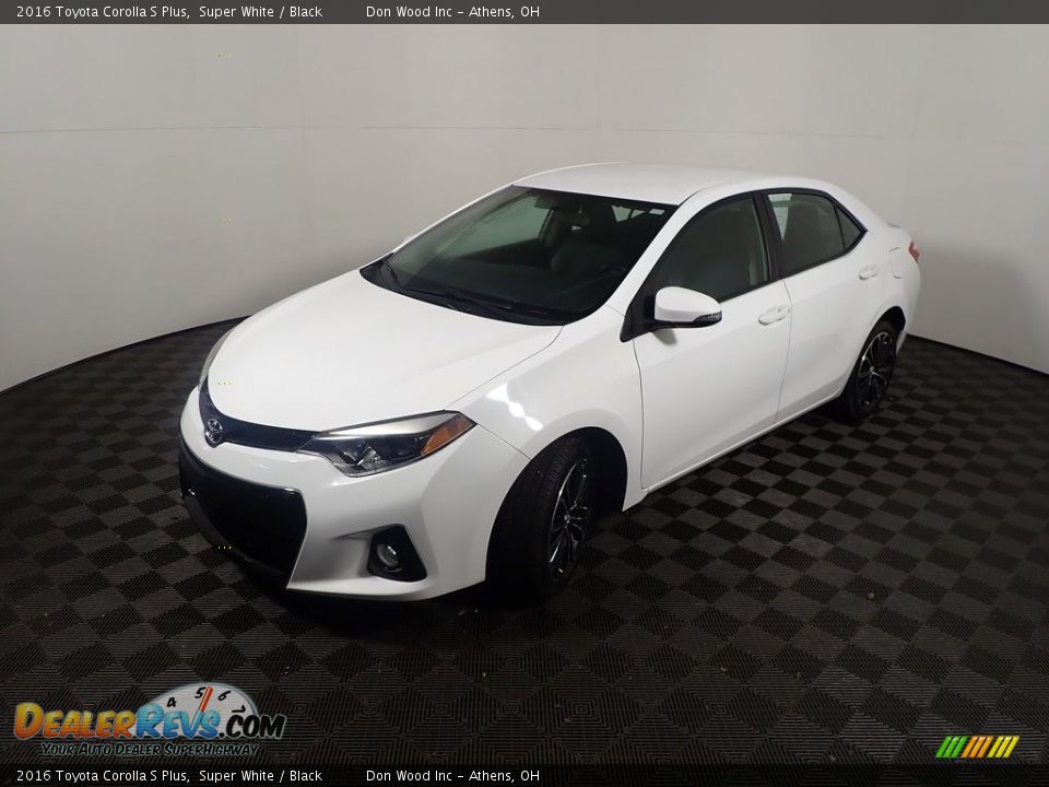 2016 Toyota Corolla S Plus Super White / Black Photo #9
