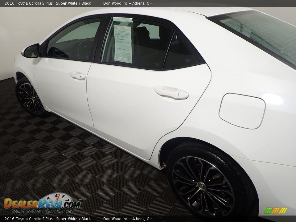 2016 Toyota Corolla S Plus Super White / Black Photo #18