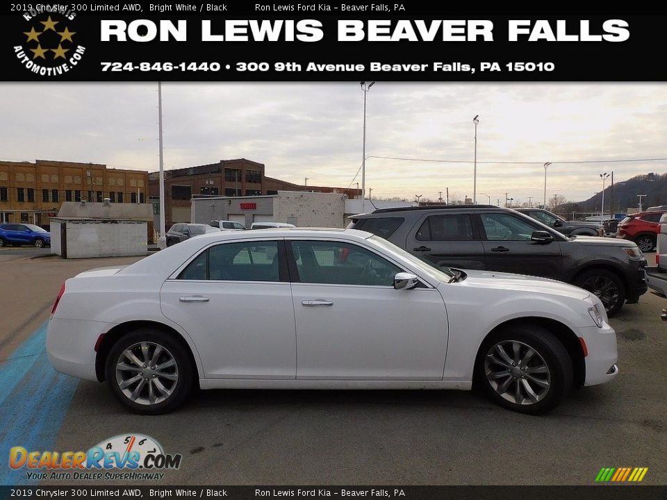 2019 Chrysler 300 Limited AWD Bright White / Black Photo #1