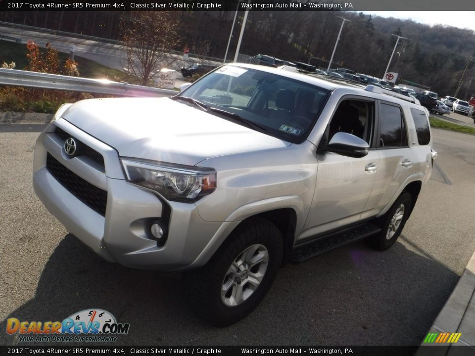 2017 Toyota 4Runner SR5 Premium 4x4 Classic Silver Metallic / Graphite Photo #12