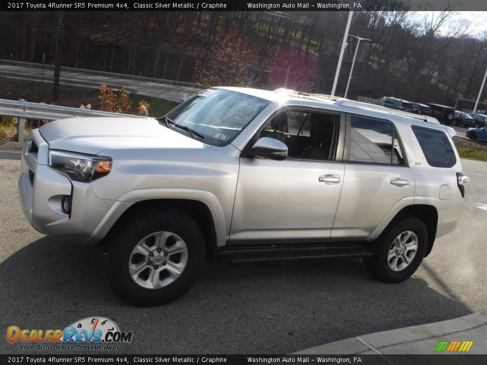 2017 Toyota 4Runner SR5 Premium 4x4 Classic Silver Metallic / Graphite Photo #13