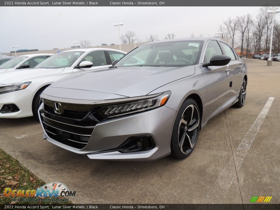 Front 3/4 View of 2022 Honda Accord Sport Photo #1