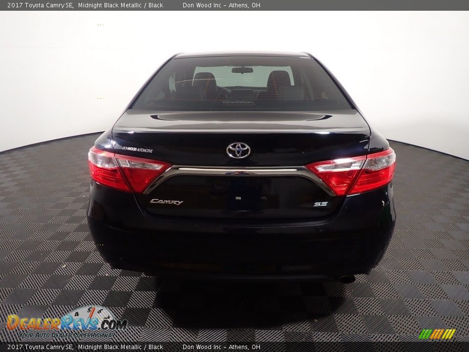 2017 Toyota Camry SE Midnight Black Metallic / Black Photo #14