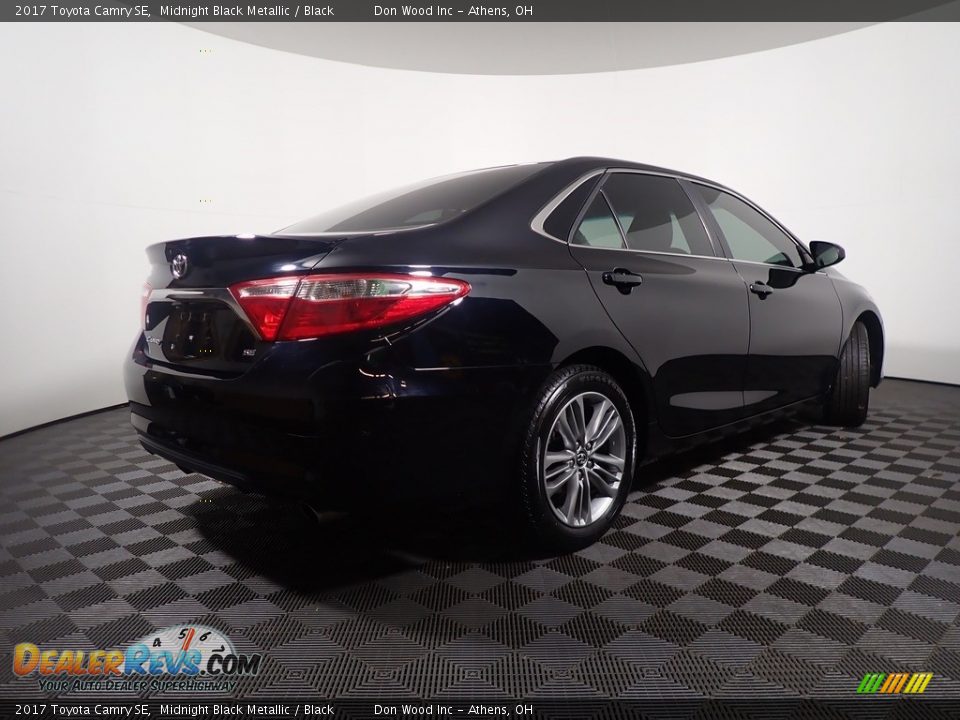 2017 Toyota Camry SE Midnight Black Metallic / Black Photo #17