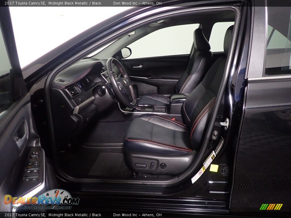 2017 Toyota Camry SE Midnight Black Metallic / Black Photo #23