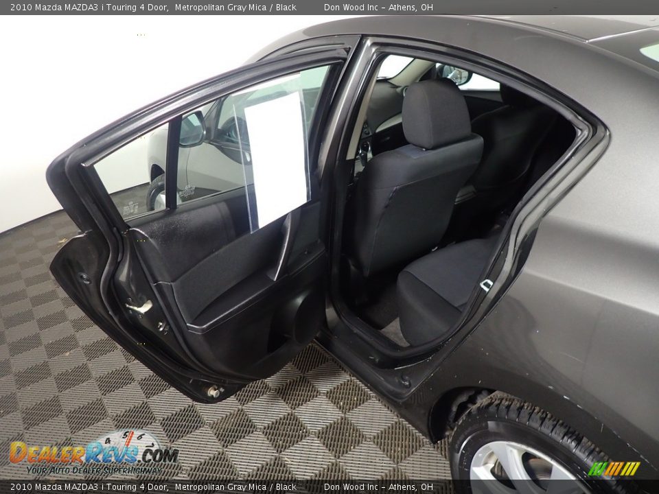 2010 Mazda MAZDA3 i Touring 4 Door Metropolitan Gray Mica / Black Photo #29
