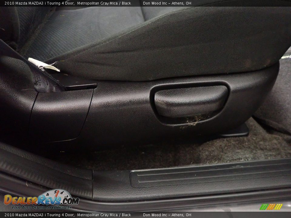 2010 Mazda MAZDA3 i Touring 4 Door Metropolitan Gray Mica / Black Photo #35