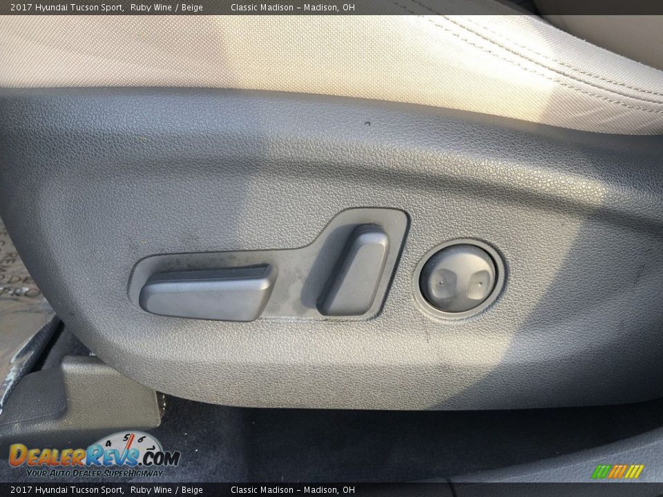 2017 Hyundai Tucson Sport Ruby Wine / Beige Photo #18