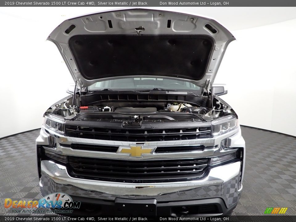 2019 Chevrolet Silverado 1500 LT Crew Cab 4WD Silver Ice Metallic / Jet Black Photo #9