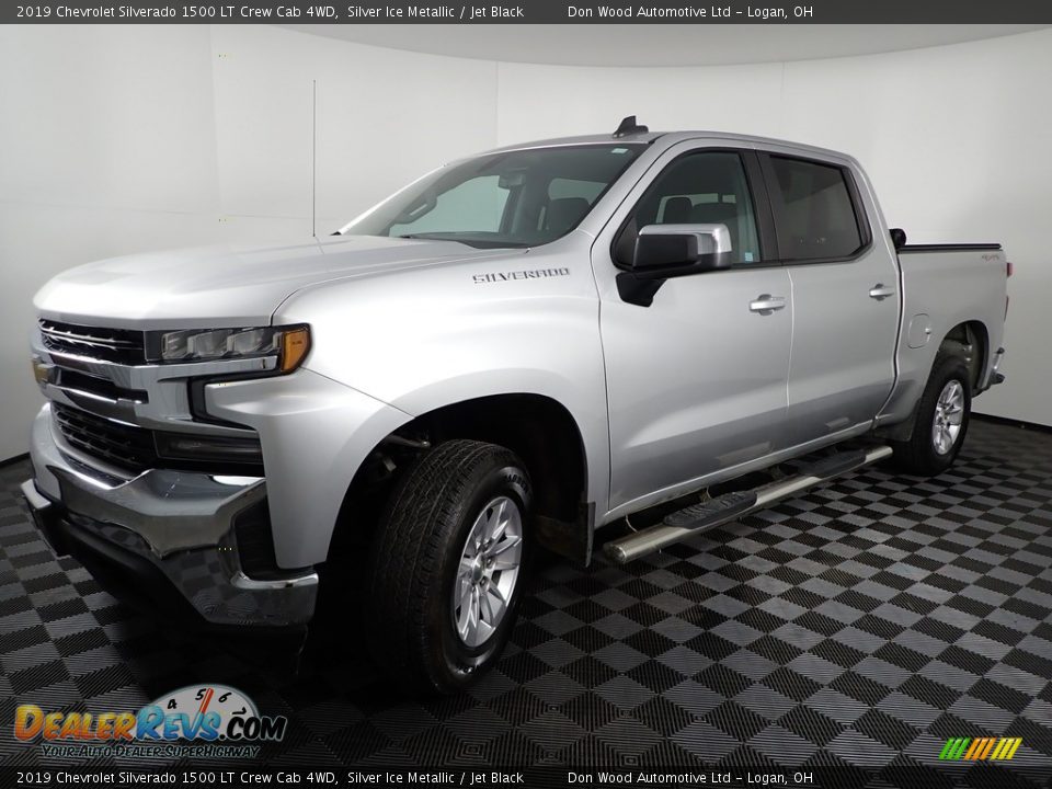 2019 Chevrolet Silverado 1500 LT Crew Cab 4WD Silver Ice Metallic / Jet Black Photo #11