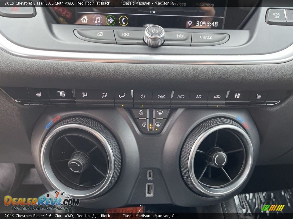 2019 Chevrolet Blazer 3.6L Cloth AWD Red Hot / Jet Black Photo #14