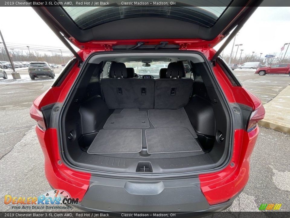 2019 Chevrolet Blazer 3.6L Cloth AWD Red Hot / Jet Black Photo #16