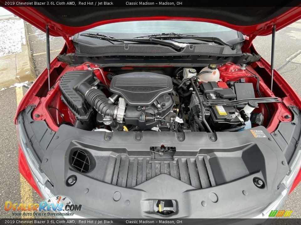 2019 Chevrolet Blazer 3.6L Cloth AWD Red Hot / Jet Black Photo #18