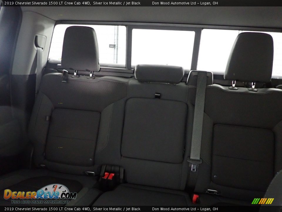 2019 Chevrolet Silverado 1500 LT Crew Cab 4WD Silver Ice Metallic / Jet Black Photo #28