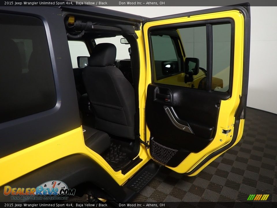 2015 Jeep Wrangler Unlimited Sport 4x4 Baja Yellow / Black Photo #34
