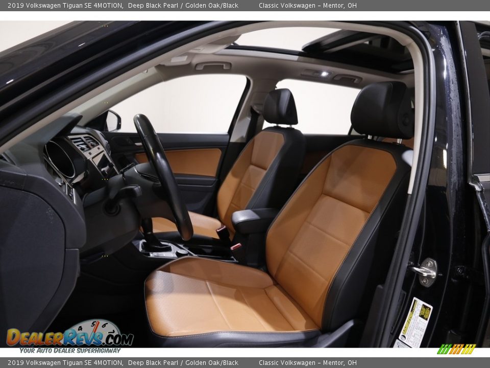 Golden Oak/Black Interior - 2019 Volkswagen Tiguan SE 4MOTION Photo #5