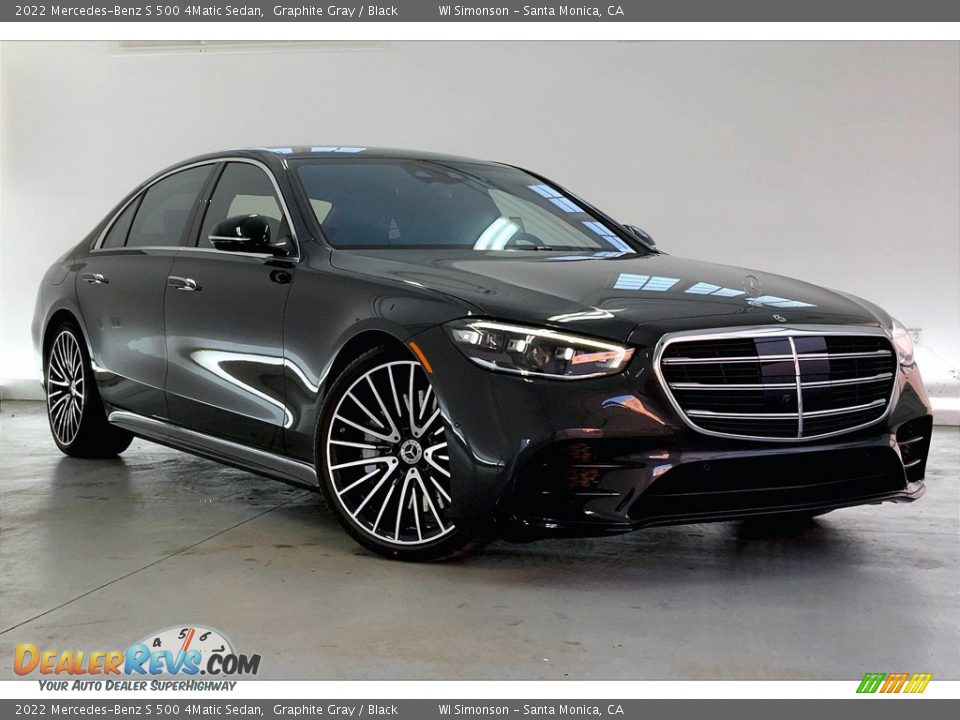 Front 3/4 View of 2022 Mercedes-Benz S 500 4Matic Sedan Photo #12