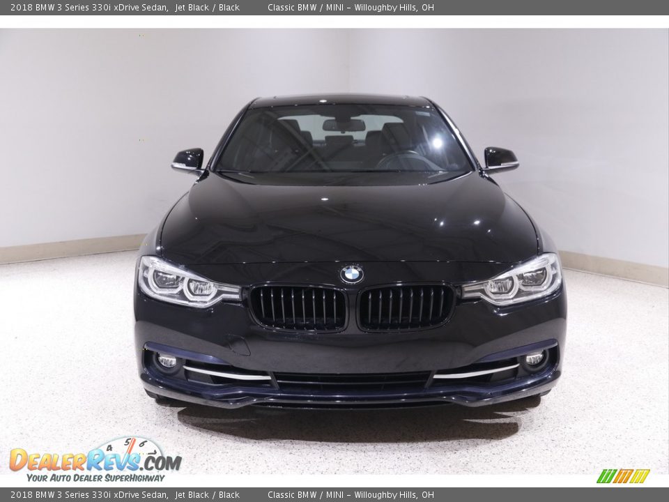 2018 BMW 3 Series 330i xDrive Sedan Jet Black / Black Photo #2