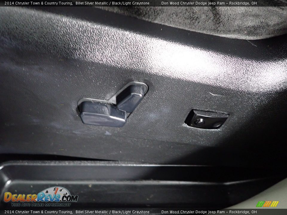 2014 Chrysler Town & Country Touring Billet Silver Metallic / Black/Light Graystone Photo #20
