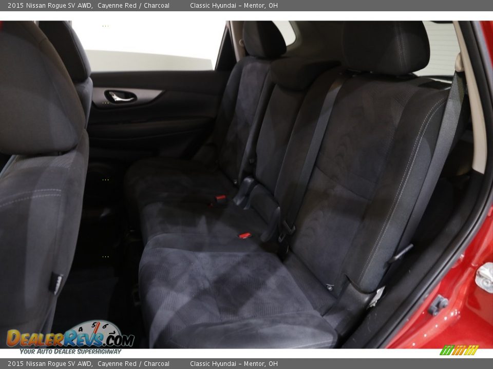 2015 Nissan Rogue SV AWD Cayenne Red / Charcoal Photo #16