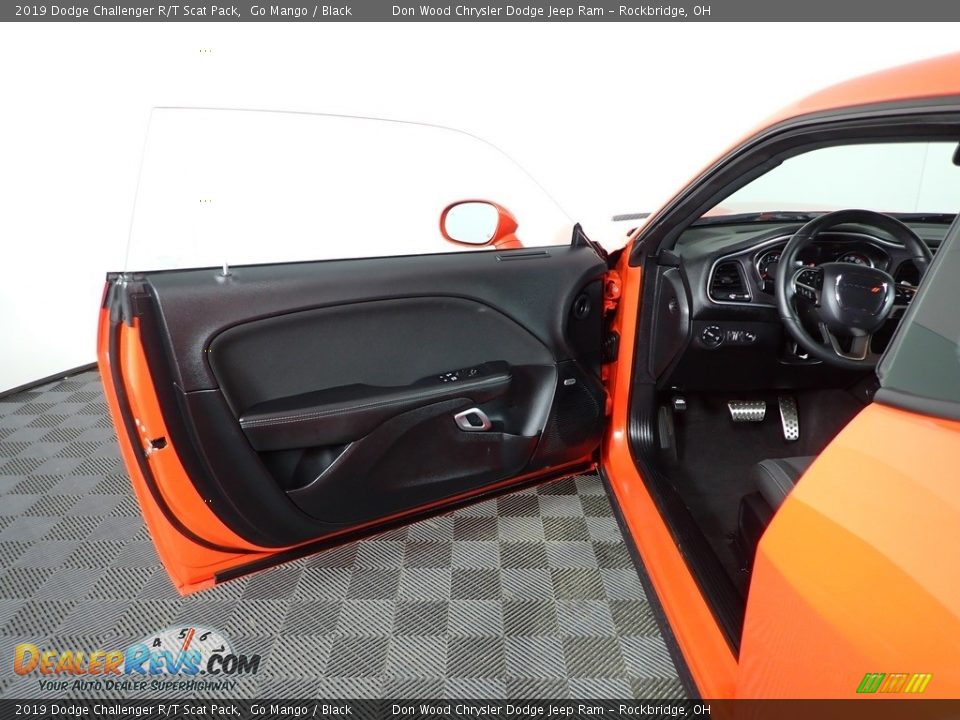 2019 Dodge Challenger R/T Scat Pack Go Mango / Black Photo #17