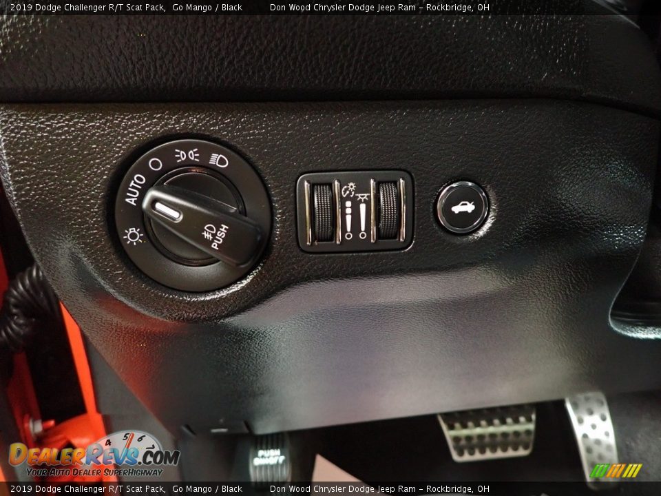 2019 Dodge Challenger R/T Scat Pack Go Mango / Black Photo #21