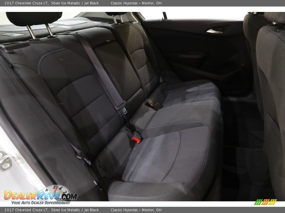 2017 Chevrolet Cruze LT Silver Ice Metallic / Jet Black Photo #15