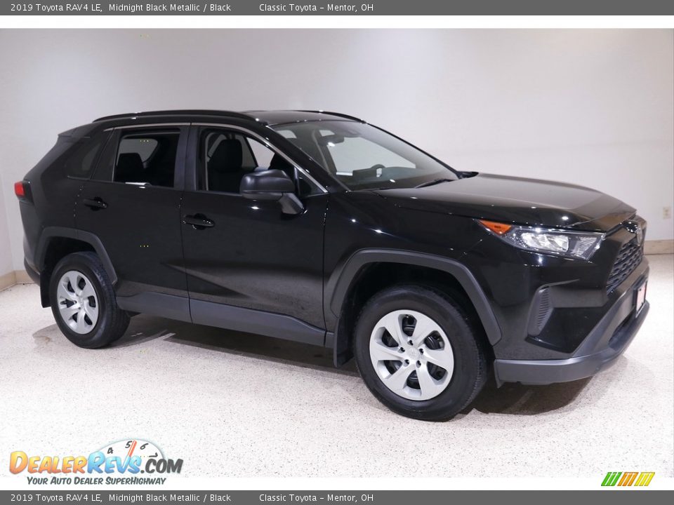 2019 Toyota RAV4 LE Midnight Black Metallic / Black Photo #1