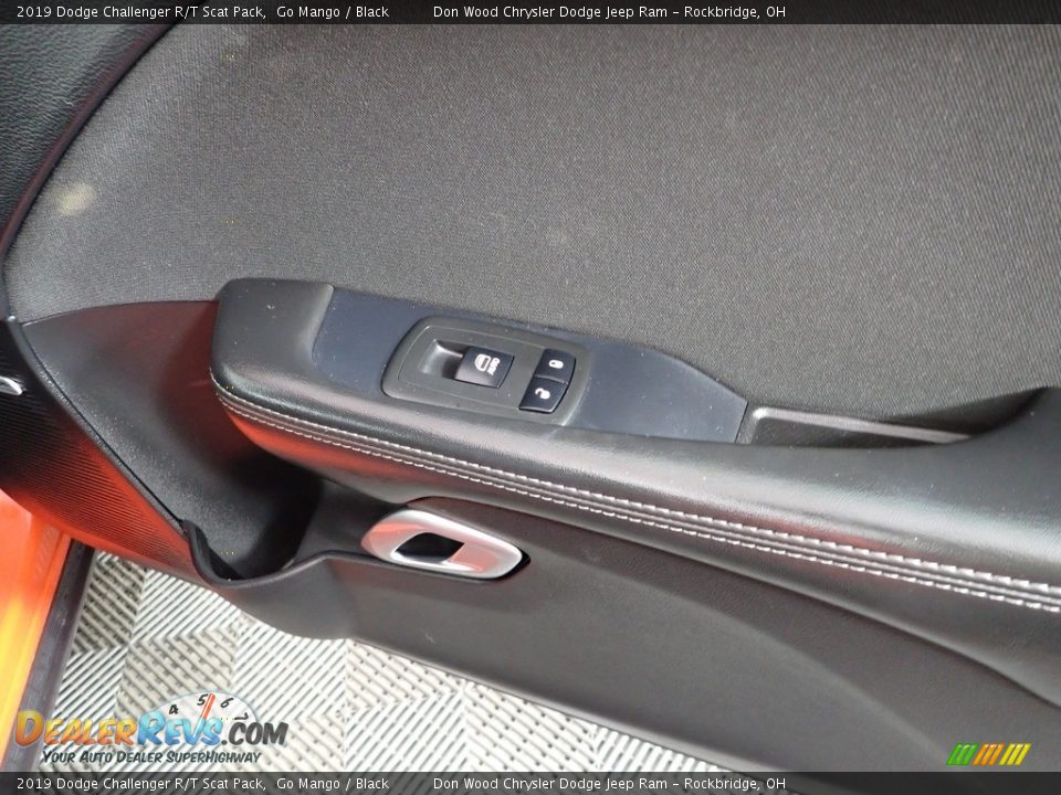 2019 Dodge Challenger R/T Scat Pack Go Mango / Black Photo #33