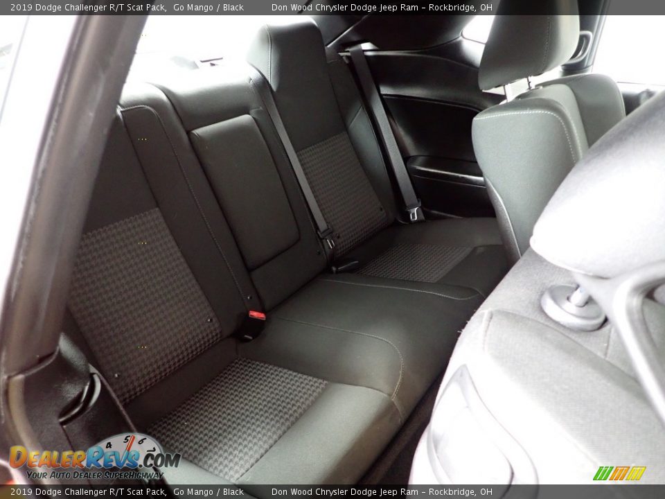 2019 Dodge Challenger R/T Scat Pack Go Mango / Black Photo #35