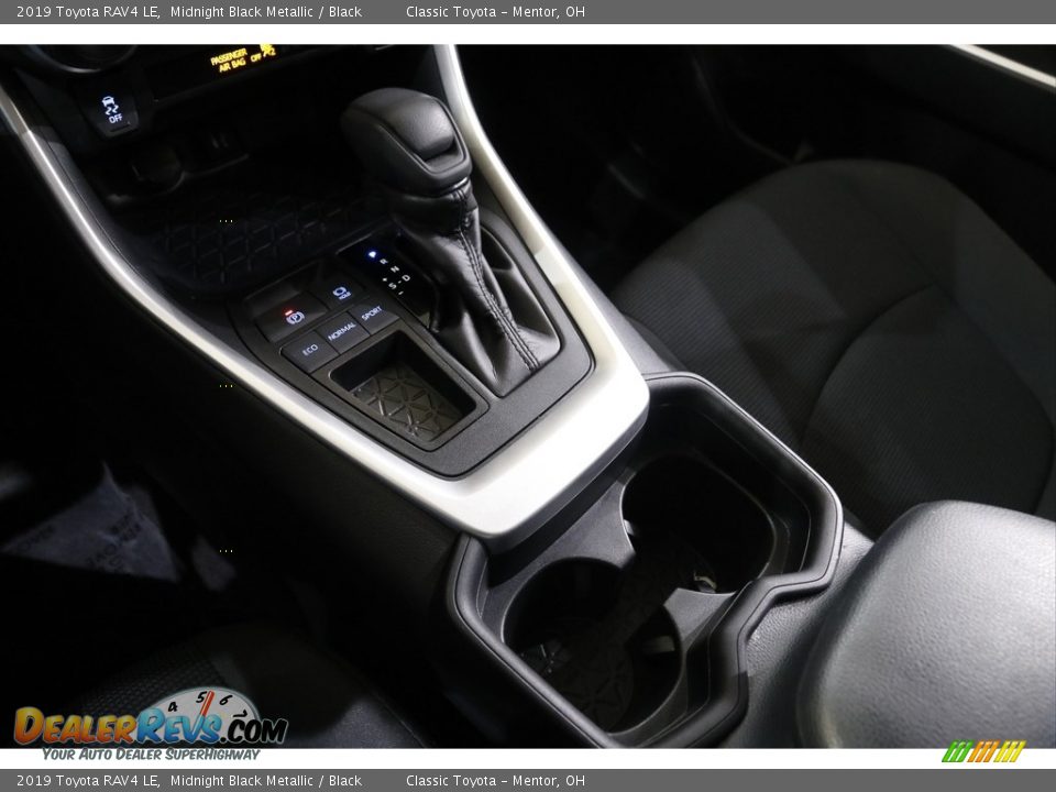 2019 Toyota RAV4 LE Midnight Black Metallic / Black Photo #12