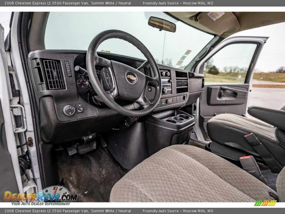 Neutral Interior - 2008 Chevrolet Express LS 3500 Passenger Van Photo #19