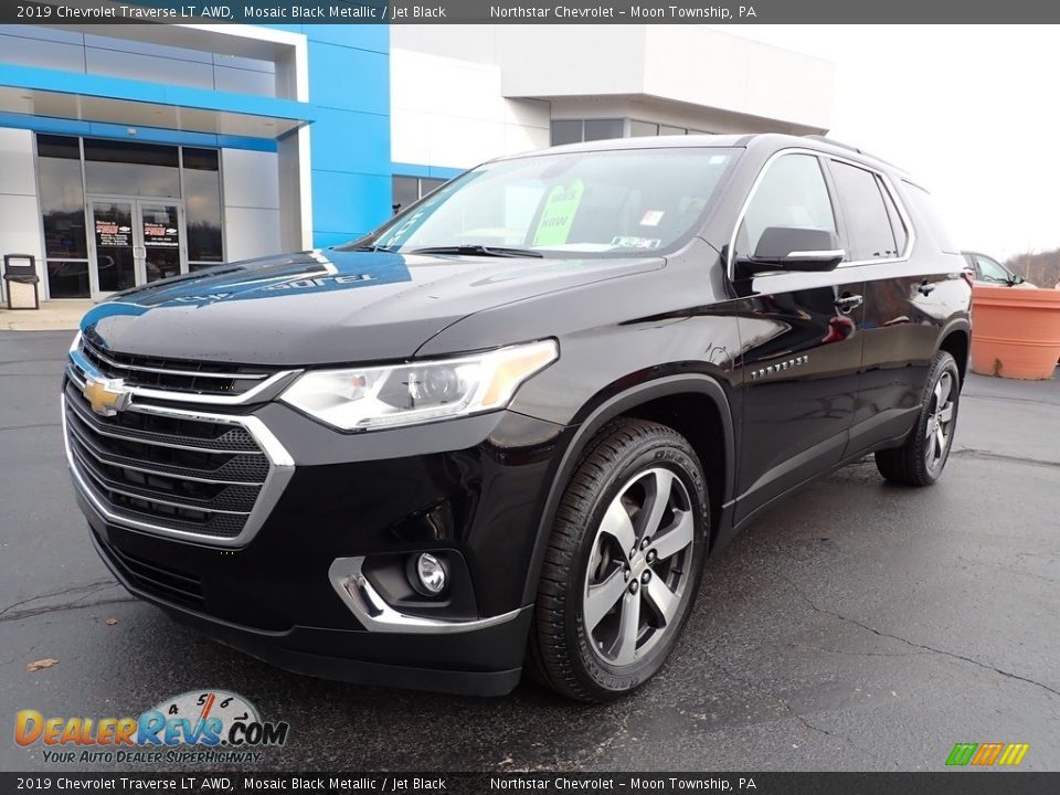 2019 Chevrolet Traverse LT AWD Mosaic Black Metallic / Jet Black Photo #2