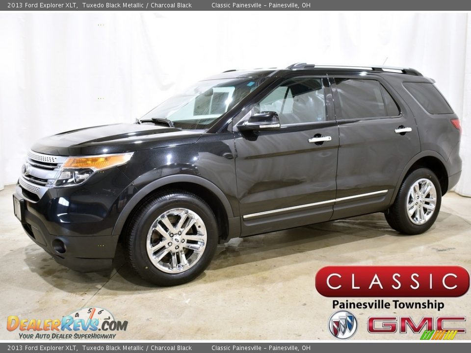 2013 Ford Explorer XLT Tuxedo Black Metallic / Charcoal Black Photo #1