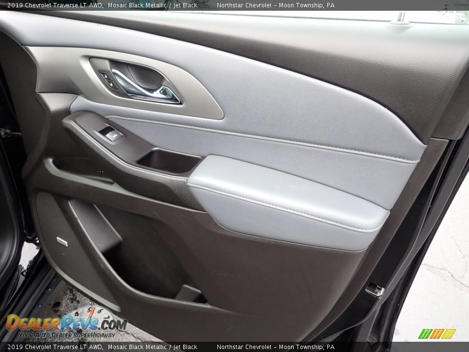 2019 Chevrolet Traverse LT AWD Mosaic Black Metallic / Jet Black Photo #17