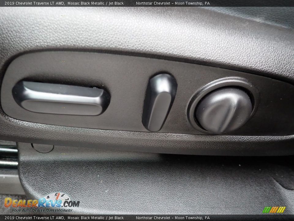 2019 Chevrolet Traverse LT AWD Mosaic Black Metallic / Jet Black Photo #24