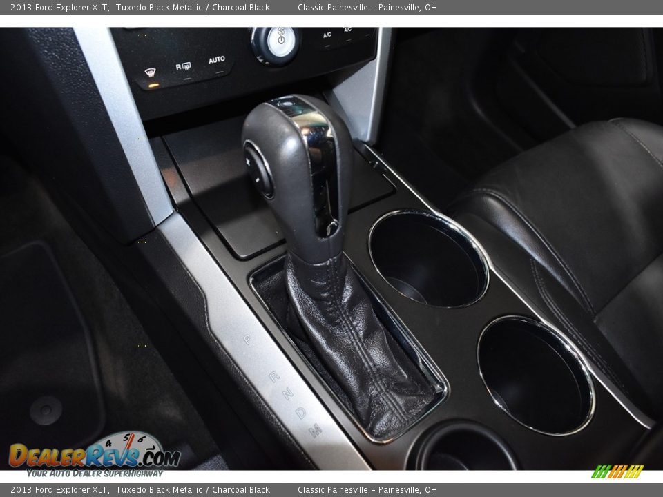 2013 Ford Explorer XLT Tuxedo Black Metallic / Charcoal Black Photo #15