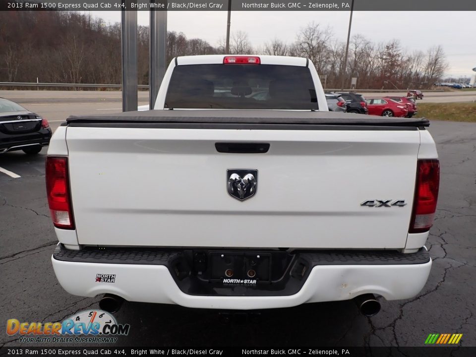 2013 Ram 1500 Express Quad Cab 4x4 Bright White / Black/Diesel Gray Photo #10