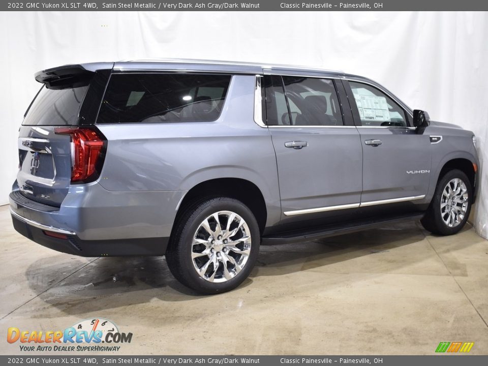 2022 GMC Yukon XL SLT 4WD Satin Steel Metallic / Very Dark Ash Gray/Dark Walnut Photo #2